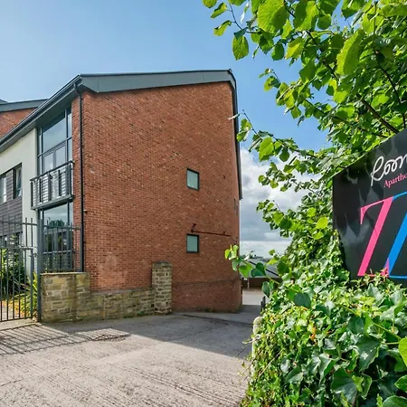 Roomzzz Leeds Headingley 公寓式酒店 利兹