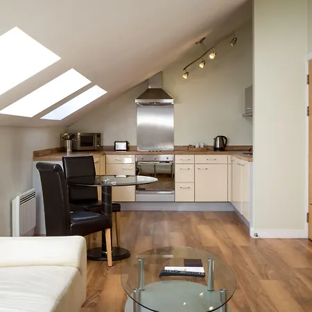 شقة فندقية Roomzzz Headingley 4*