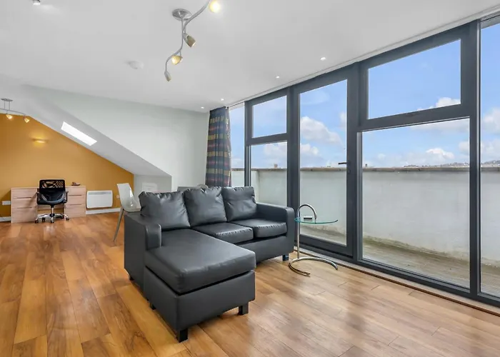 Roomzzz Headingley Leeds (West Yorkshire)