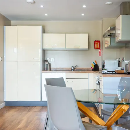 شقة فندقية Roomzzz Headingley 4*