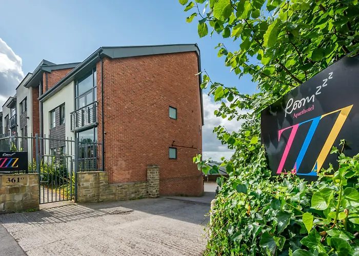 Roomzzz Headingley Апарт-отель 4*